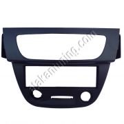 Renault Megane 3 ve Fluence Uyumlu Teyp Çerçevesi Siyah