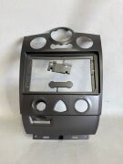 For-X TAC-464F Renault Megane 2 Alt 9 inç Multimedya Çerçevesi