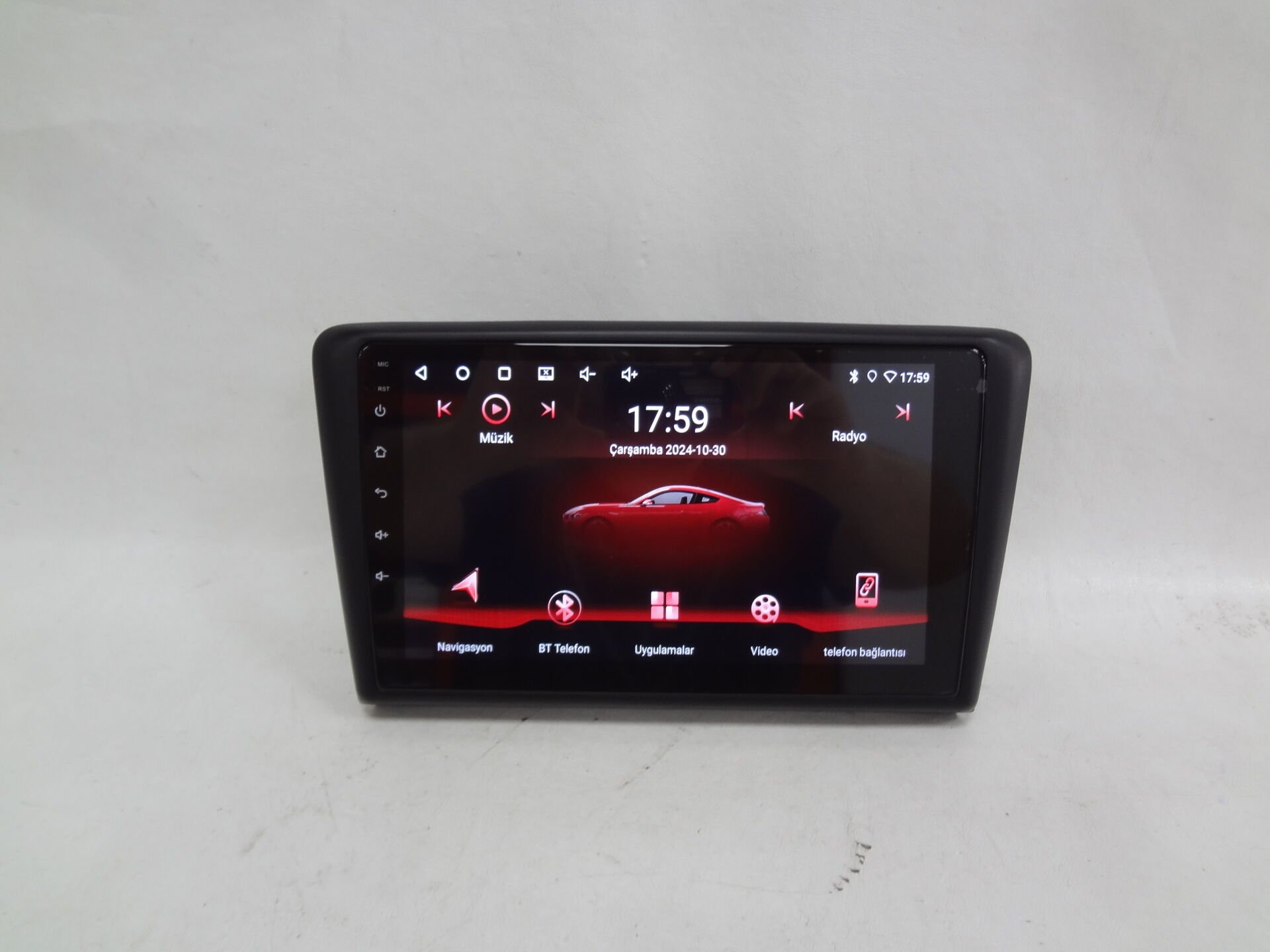 Navix Skoda Rapid Android 13 CarPlay Android Auto QLED Multimedya