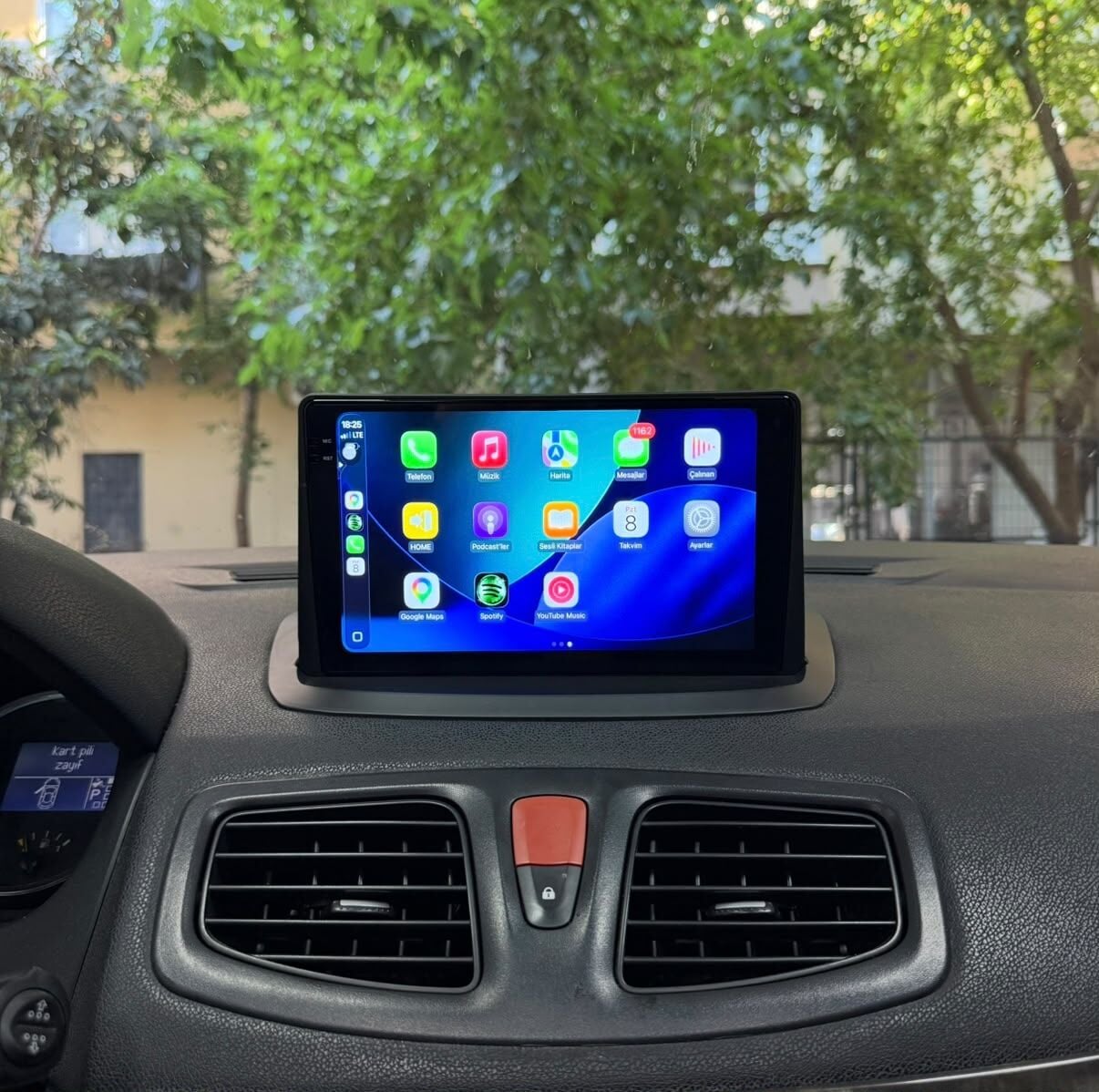 Renault Fluence ve Megane 3 Uyumlu Android 15 CarPlay Android Auto QLED Multimedya