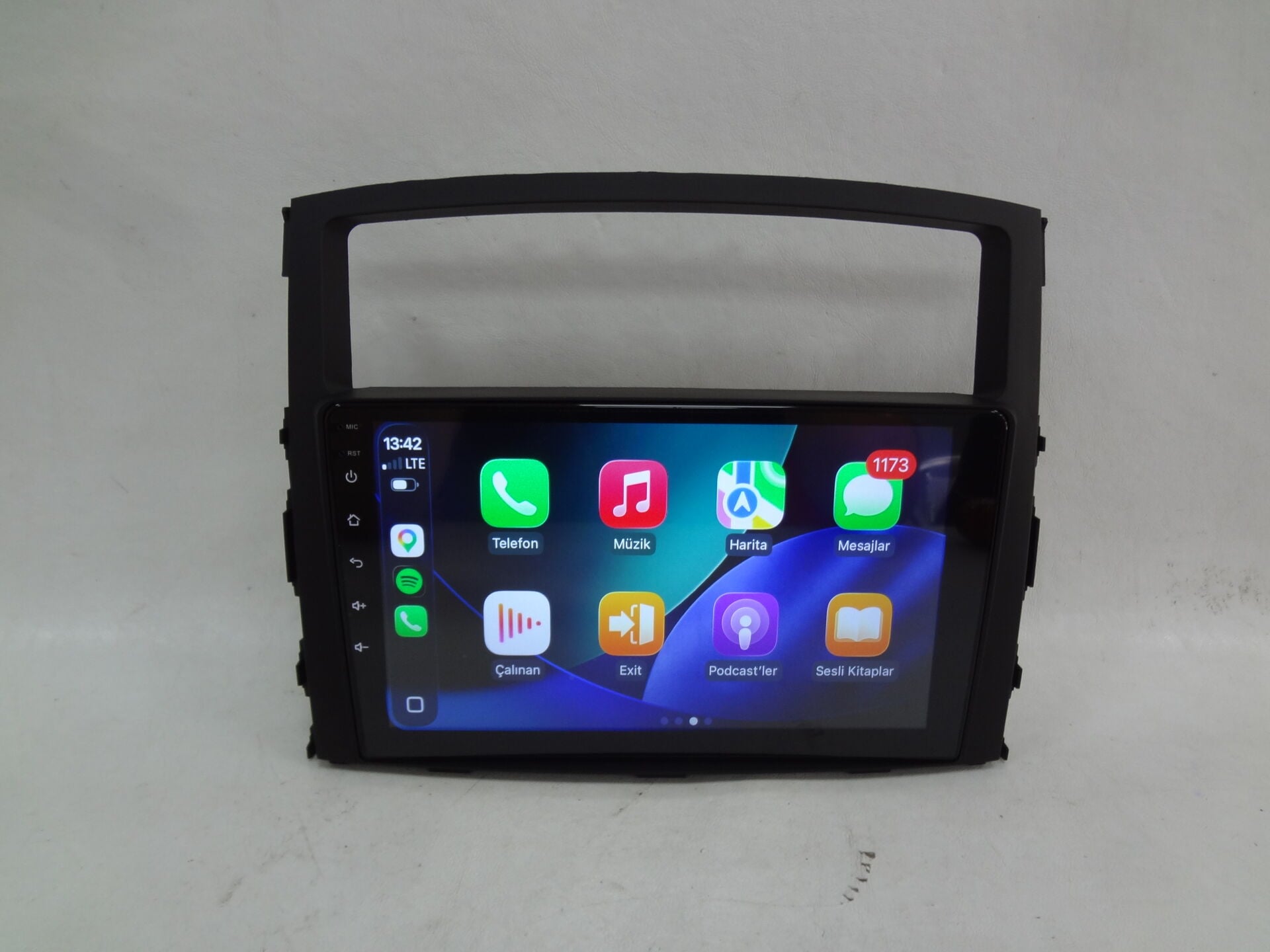 Navix V8 Turbo Mitsubishi Pajero Uyumlu Android 15 CarPlay Android Auto Multimedya 4+64