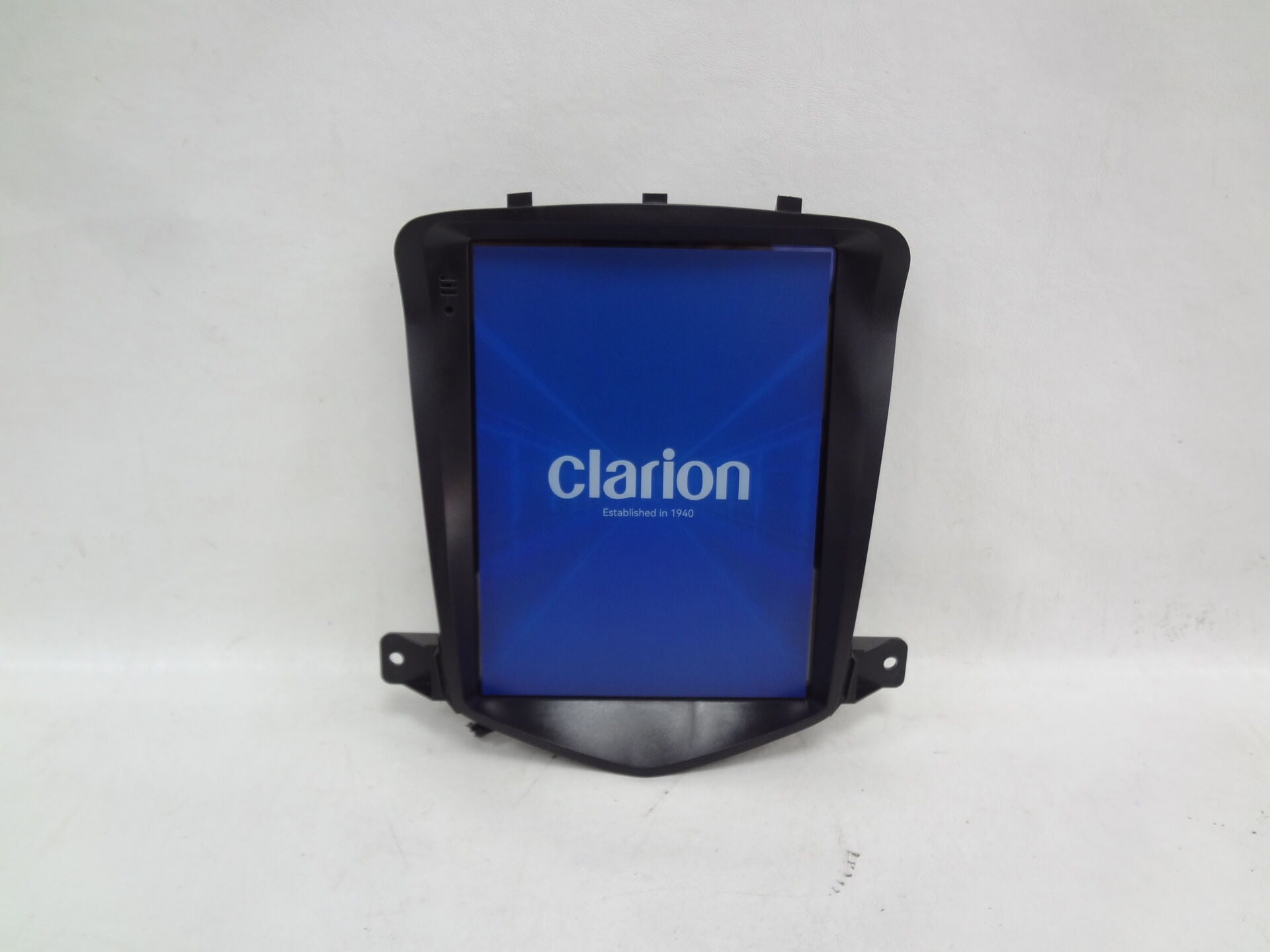 Clarion GL-300 Chevrolet Cruze Tesla 9.7 inç Android 15 CarPlay Android Auto Multimedya 4+64